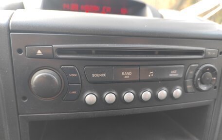 Peugeot Partner II рестайлинг 2, 2010 год, 960 000 рублей, 25 фотография