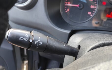 Peugeot Partner II рестайлинг 2, 2010 год, 960 000 рублей, 27 фотография