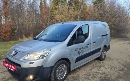 Peugeot Partner II рестайлинг 2, 2010 год, 960 000 рублей, 15 фотография
