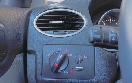 Ford Focus II рестайлинг, 2008 год, 520 000 рублей, 34 фотография