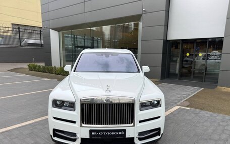 Rolls-Royce Cullinan, 2019 год, 31 500 000 рублей, 8 фотография