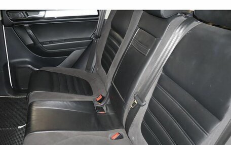 Volkswagen Touareg III, 2011 год, 1 814 000 рублей, 7 фотография