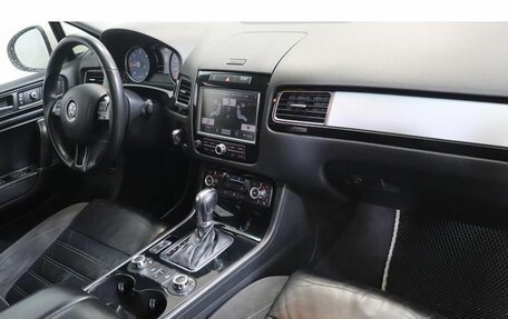 Volkswagen Touareg III, 2011 год, 1 814 000 рублей, 5 фотография