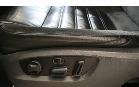 Volkswagen Touareg III, 2011 год, 1 814 000 рублей, 16 фотография