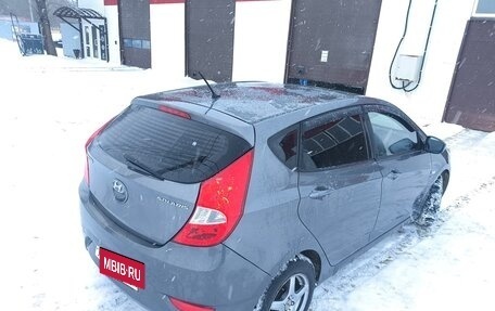 Hyundai Solaris II рестайлинг, 2013 год, 710 000 рублей, 5 фотография