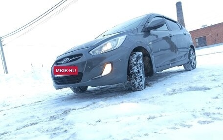 Hyundai Solaris II рестайлинг, 2013 год, 710 000 рублей, 19 фотография