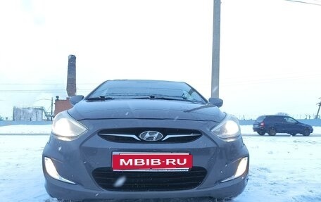 Hyundai Solaris II рестайлинг, 2013 год, 710 000 рублей, 18 фотография