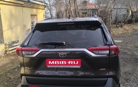 Toyota RAV4, 2020 год, 3 250 000 рублей, 3 фотография