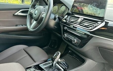 BMW 1 серия, 2021 год, 1 745 000 рублей, 10 фотография