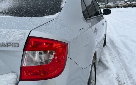 Skoda Rapid I, 2017 год, 1 300 000 рублей, 8 фотография