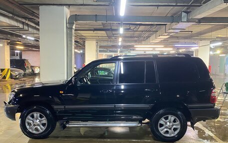 Toyota Land Cruiser 100 рестайлинг 2, 2005 год, 2 500 000 рублей, 5 фотография