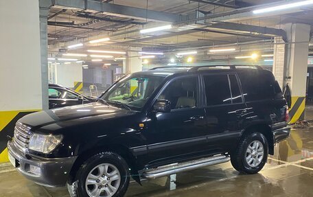 Toyota Land Cruiser 100 рестайлинг 2, 2005 год, 2 500 000 рублей, 4 фотография