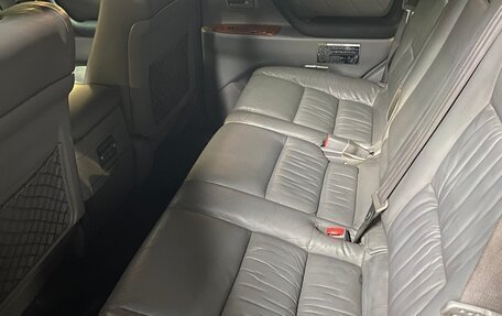 Toyota Land Cruiser 100 рестайлинг 2, 2005 год, 2 500 000 рублей, 11 фотография