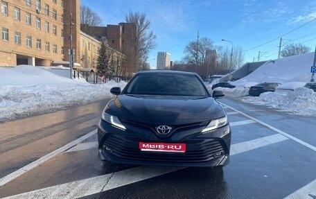 Toyota Camry, 2018 год, 2 250 000 рублей, 1 фотография