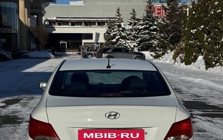 Hyundai Solaris II рестайлинг, 2016 год, 900 000 рублей, 4 фотография