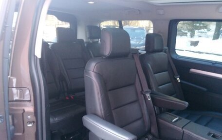 Peugeot Traveller I, 2020 год, 2 690 000 рублей, 11 фотография