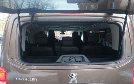 Peugeot Traveller I, 2020 год, 2 690 000 рублей, 10 фотография