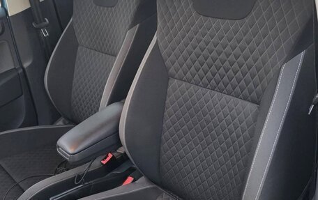 Skoda Rapid I, 2015 год, 1 495 000 рублей, 13 фотография