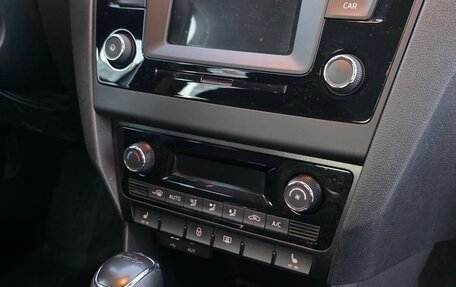 Skoda Rapid I, 2015 год, 1 495 000 рублей, 18 фотография