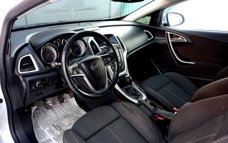 Opel Astra J, 2011 год, 820 000 рублей, 26 фотография