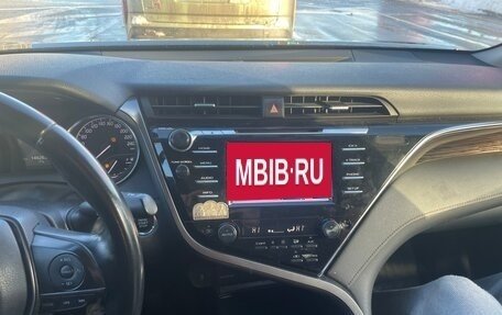 Toyota Camry, 2018 год, 2 250 000 рублей, 13 фотография