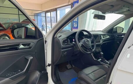 Volkswagen T-Roc I, 2022 год, 2 165 000 рублей, 13 фотография