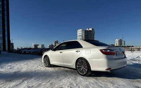 Toyota Camry, 2017 год, 2 550 000 рублей, 3 фотография