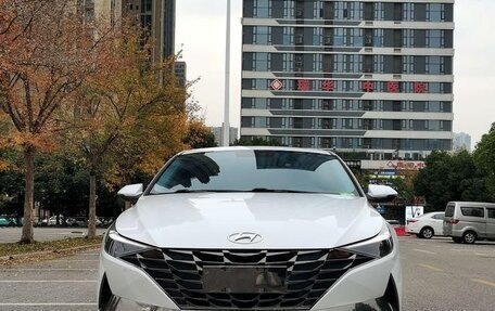 Hyundai Elantra, 2022 год, 1 253 000 рублей, 2 фотография