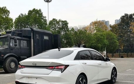 Hyundai Elantra, 2022 год, 1 253 000 рублей, 5 фотография