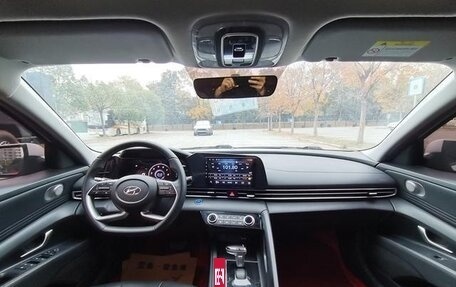 Hyundai Elantra, 2022 год, 1 253 000 рублей, 11 фотография