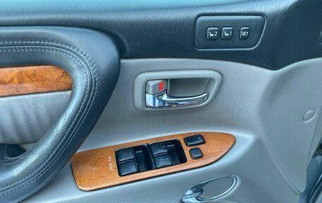 Lexus LX II, 2004 год, 2 040 000 рублей, 13 фотография