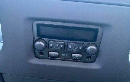 Lexus LX II, 2004 год, 2 040 000 рублей, 35 фотография