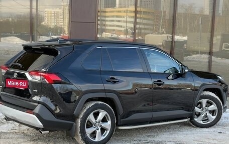 Toyota RAV4, 2019 год, 2 790 000 рублей, 6 фотография