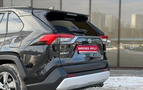 Toyota RAV4, 2019 год, 2 790 000 рублей, 3 фотография