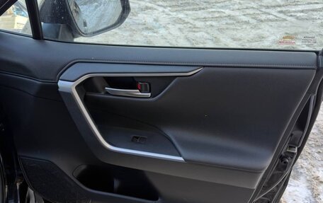 Toyota RAV4, 2019 год, 2 790 000 рублей, 28 фотография