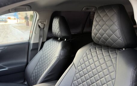 Toyota RAV4, 2019 год, 2 790 000 рублей, 22 фотография