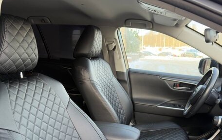 Toyota RAV4, 2019 год, 2 790 000 рублей, 26 фотография