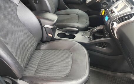 Hyundai ix35 I рестайлинг, 2013 год, 1 445 000 рублей, 13 фотография