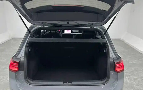 Volkswagen Golf VIII, 2023 год, 1 750 000 рублей, 6 фотография