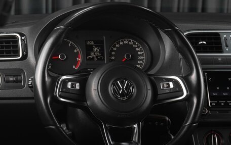 Volkswagen Polo VI (EU Market), 2018 год, 1 339 000 рублей, 28 фотография