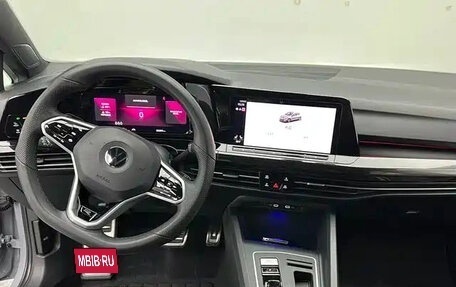 Volkswagen Golf VIII, 2023 год, 1 750 000 рублей, 7 фотография