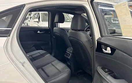 KIA K3, 2023 год, 1 650 000 рублей, 11 фотография