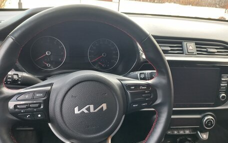 KIA Rio IV, 2022 год, 1 850 000 рублей, 15 фотография