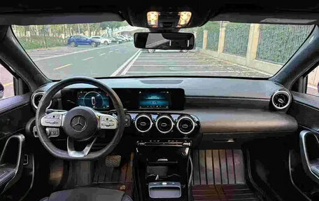 Mercedes-Benz A-Класс, 2021 год, 1 980 000 рублей, 8 фотография