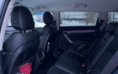 Geely Atlas, 2022 год, 2 300 000 рублей, 9 фотография