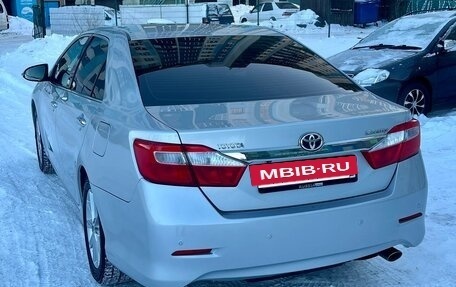 Toyota Camry, 2014 год, 1 990 000 рублей, 4 фотография