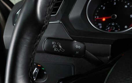 Volkswagen Tiguan II, 2018 год, 2 089 000 рублей, 14 фотография