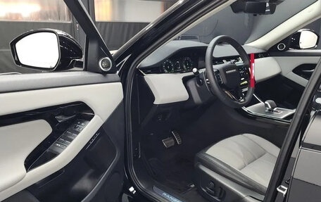 Land Rover Range Rover Evoque II, 2024 год, 5 500 000 рублей, 8 фотография