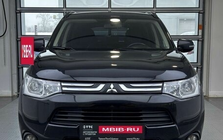 Mitsubishi Outlander III рестайлинг 3, 2013 год, 1 129 000 рублей, 2 фотография