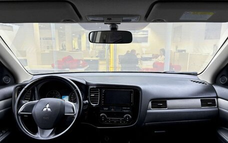 Mitsubishi Outlander III рестайлинг 3, 2013 год, 1 129 000 рублей, 17 фотография